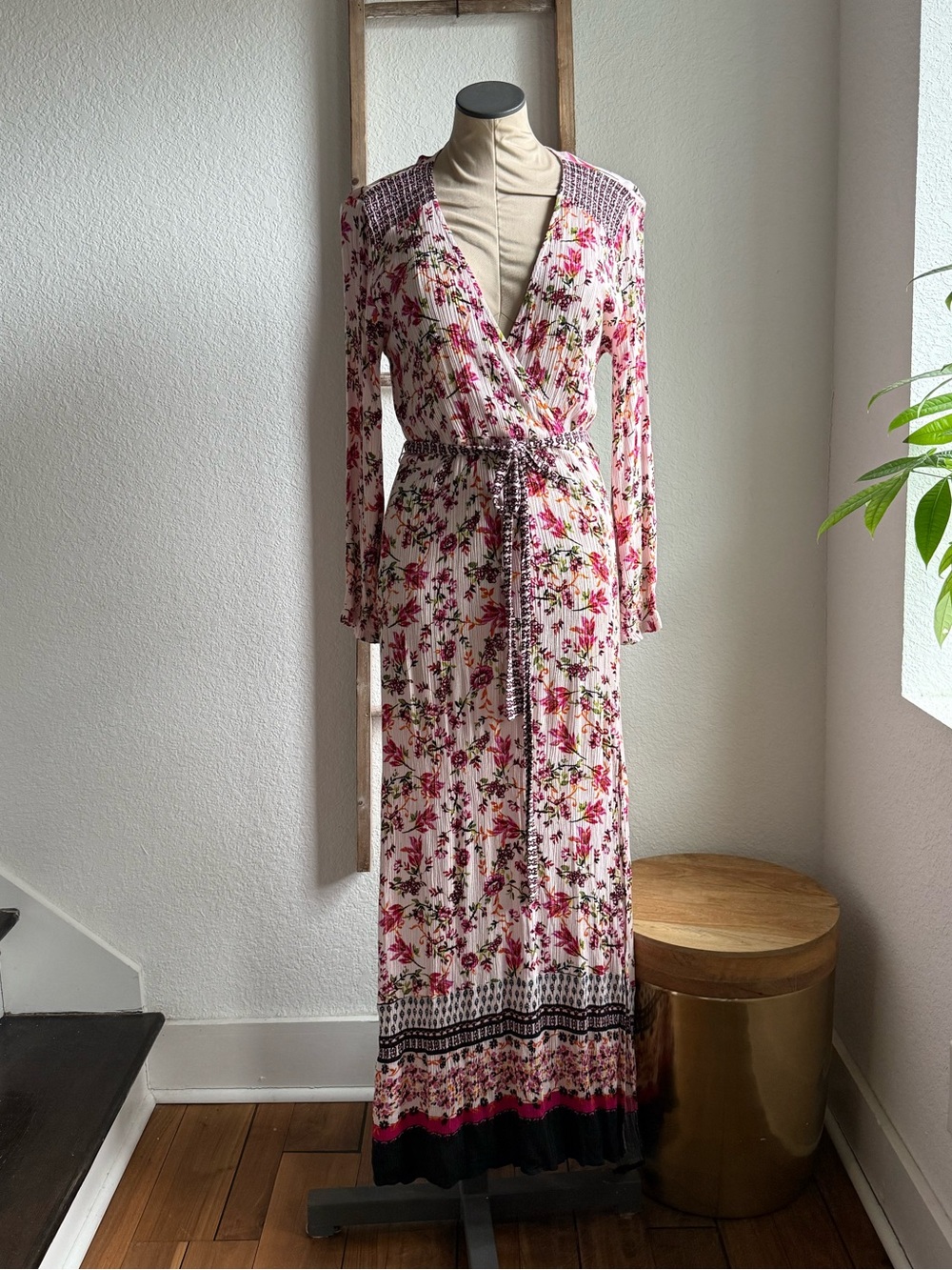 Weslee Rose Long Sleeve Floral Wrap BOHO Maxi Dress Sz: 8